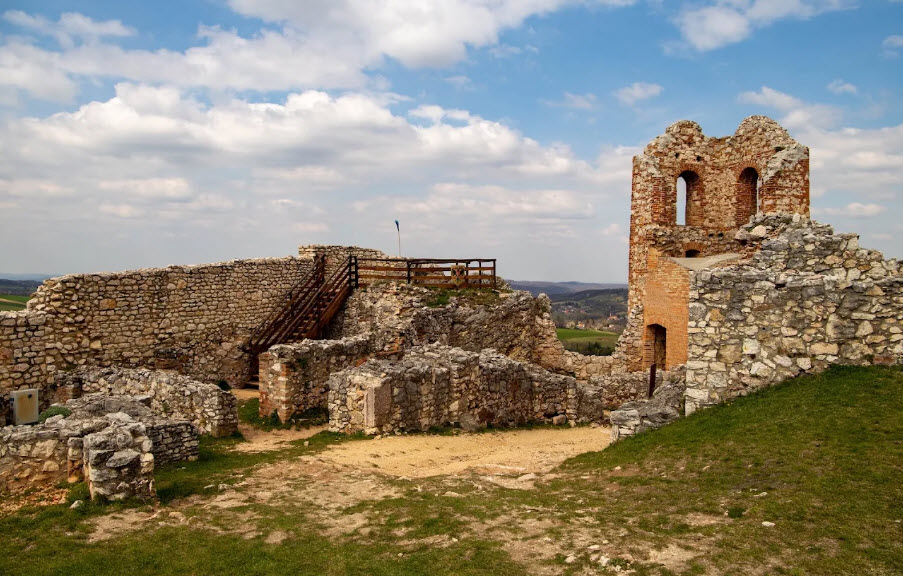 Cseszneki Castle, Hungary